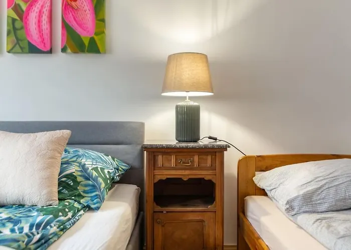 Appartement à 2 Chambres à Coucher